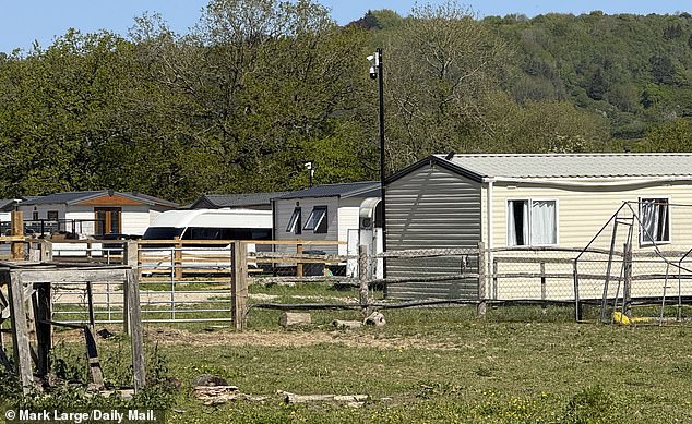 108308099-15781939-Traveller_site_at_Pootings_Kent_where_building_work_took_place_i-a-14_1778257363579.jpg