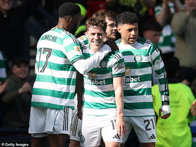 McCowan no tiene intención de ver el choque de Hearts y Rangers
