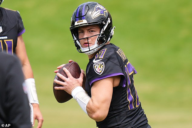 El ex mariscal de campo de Vanderbilt, Diego Pavia, es atacado por los fanáticos después de que los primeros videos de práctica de los Ravens llegaran a Internet