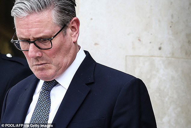 108365415-15789251-Labour_s_support_has_collapsed_among_Muslim_voters_since_the_out-a-17_1777961651203.jpg