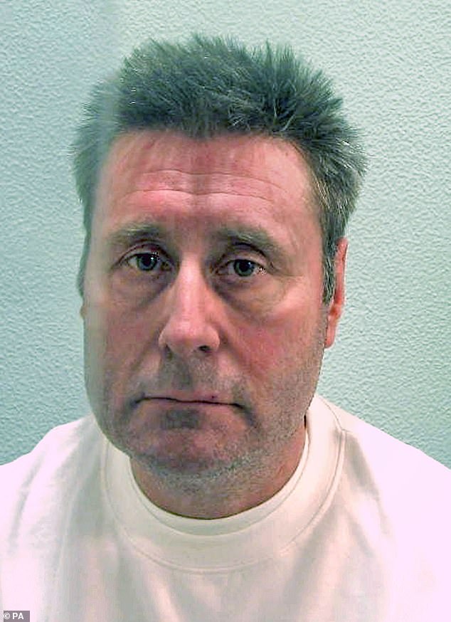 El violador del taxi negro John Worboys permanecerá tras las rejas después de que se le negara la libertad condicional por segunda vez