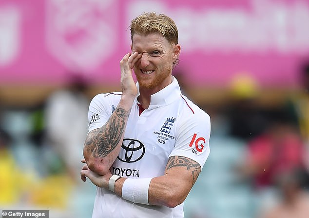 Dentro de la disputa de los ‘turistas australianos’ en el cricket del condado: por qué tantos juegan aquí antes de las Cenizas de 2027, qué está tratando de hacer Inglaterra al respecto, qué dicen los expertos del condado y pruebas de que está funcionando en contra de Ben Stokes y su equipo