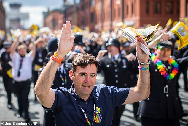 Joan Smith: Por qué las mujeres no pueden confiar en Andy Burnham