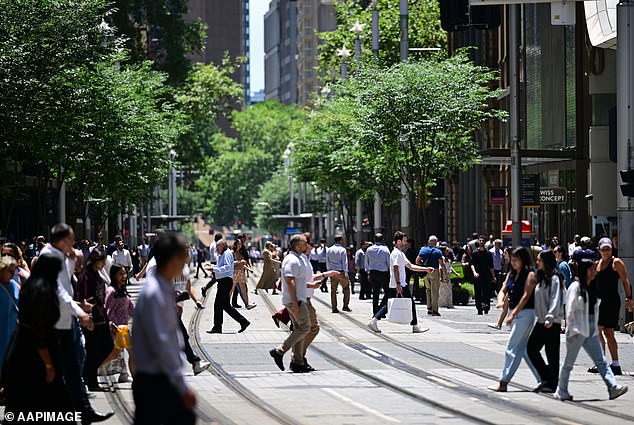 El shock del desempleo en Australia: la tasa de desempleo aumenta al 4,5 por ciento a medida que se pierden miles de puestos de trabajo