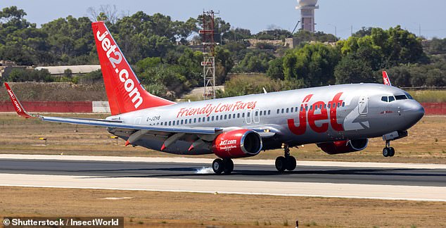 El piloto del Jet2 sufre un ‘infarto’ a 30.000 pies mientras volaba a británicos de Tenerife a Birmingham