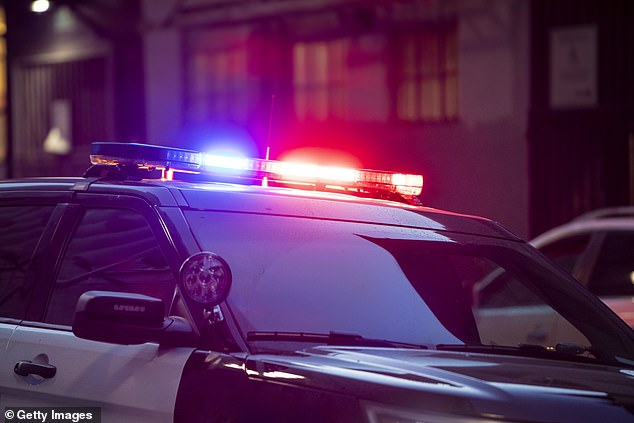 Un tirador activo en Texas ha herido a tantas personas que la policía insta a la gente a mantenerse alejada