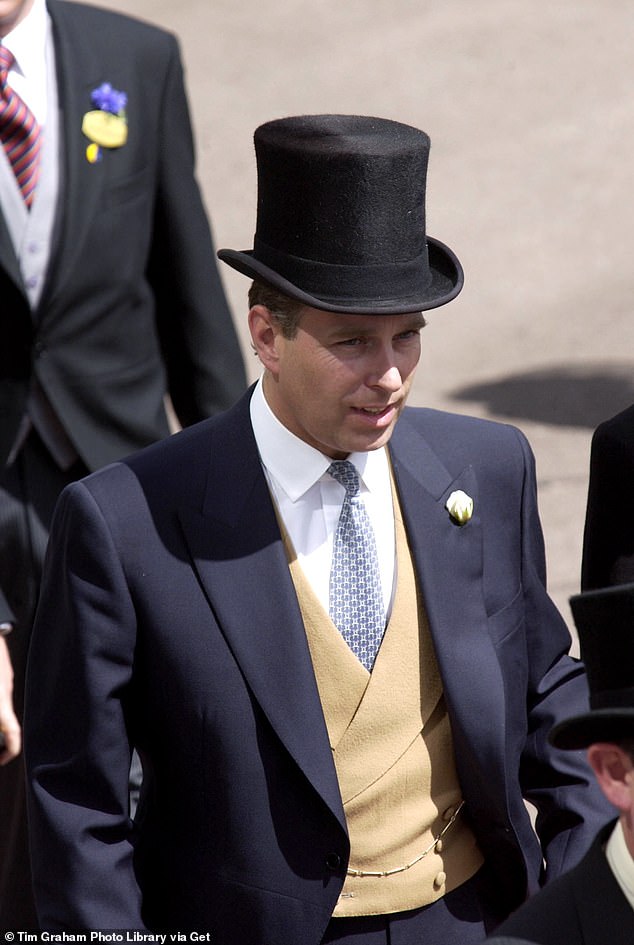 La mujer en el centro de las últimas acusaciones de Andrew Mountbatten-Windsor es una camarera de Royal Ascot.
