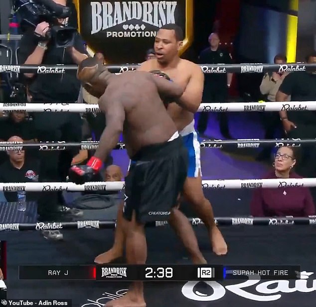 El ex de Kim Kardashian, Ray J, es brutalmente noqueado en una feroz pelea de MMA… después de revelar que solo le quedan unos meses de vida