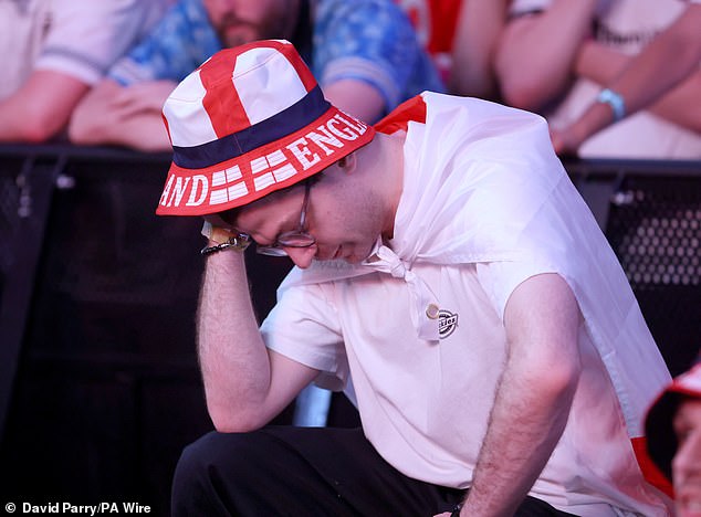 ¡Prepárate para el Mundial de Gran Bretaña con los ojos llorosos! Los partidos de Inglaterra comienzan a las 9 p. m., lo que brinda a los fanáticos escoceses un nuevo feriado para recuperarse