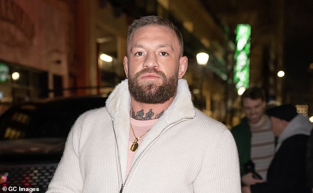 Conor McGregor ha pedido una prohibición inmediata de la “inmigración del Tercer Mundo” y la expulsión de “todos los entrantes ilegales” después del “ataque con cuchillo de los solicitantes de asilo” en Belfast.