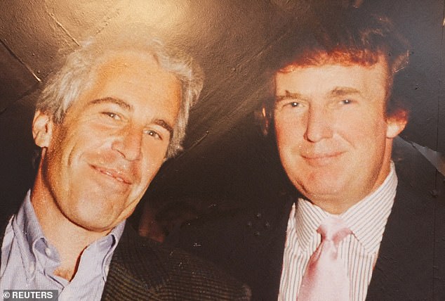 Derrumbe en la sala de situación de la Casa Blanca por los archivos de Jeffrey Epstein… y la extraña propuesta de Ghislaine Maxwell de JD Vance