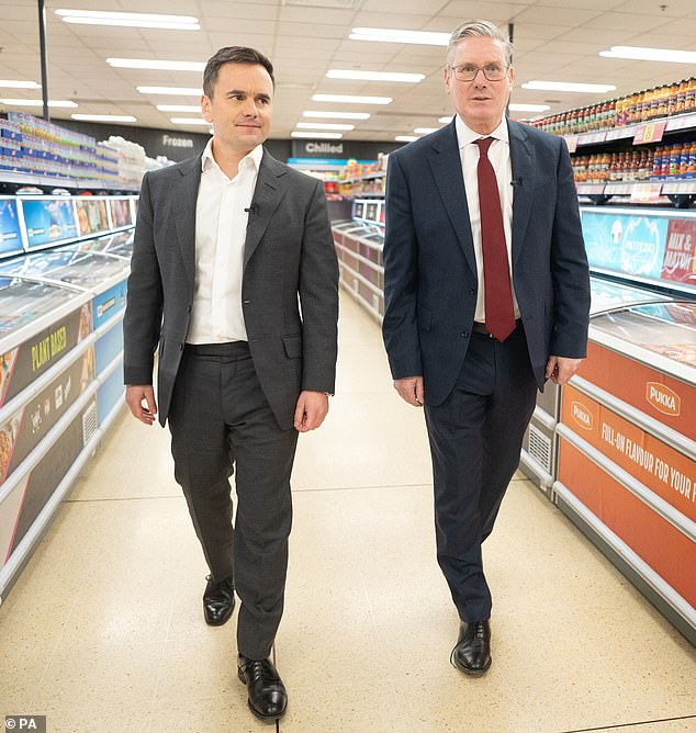 George renuncia menos de seis meses después de advertir a Andy Burnham que es “muy difícil lograr algo” en el gobierno.