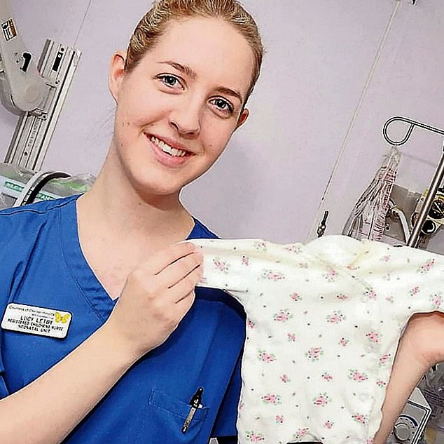 “Si crees que Lucy Letby es culpable, debes hacerte examinar la cabeza”, dice un destacado médico en medio de más dudas sobre la condena de la enfermera