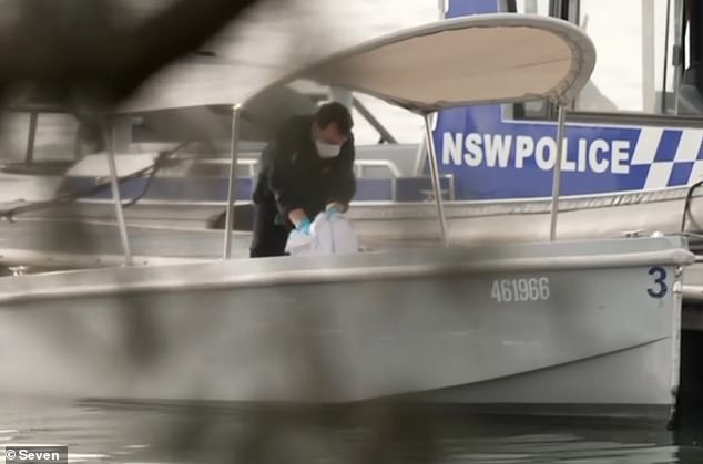 109342135-15898785-A_suicide_note_was_discovered_by_police_on_a_boat_after_a_father-m-40_1781439420864.jpg