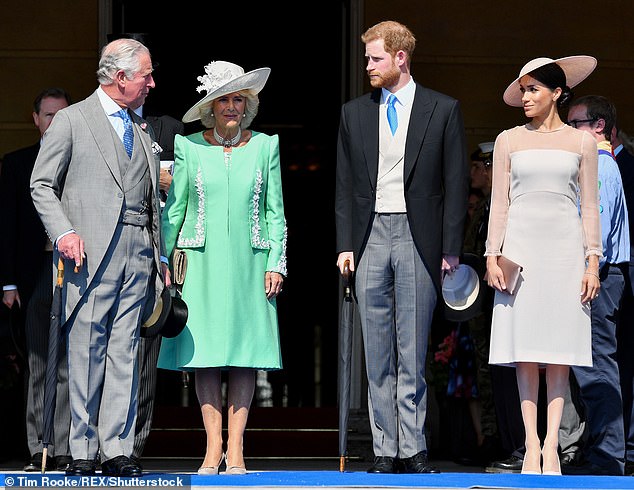 Harry y Meghan “regresarán al Reino Unido con sus hijos por primera vez en cuatro años” mientras asisten al evento Prince Invictus Games el próximo mes.