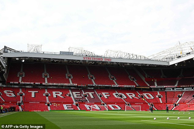 Man United toma medidas para proteger a las estrellas de los muros de ladrillo que rodean el campo y decide resurgir Old Trafford por primera vez en 14 años