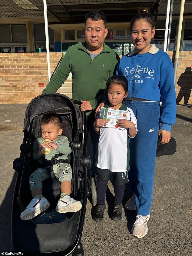 El día de premiación de una colegiala de Sydney terminó en tragedia cuando ella y su hermano menor murieron en un accidente fatal en Cabramatta.