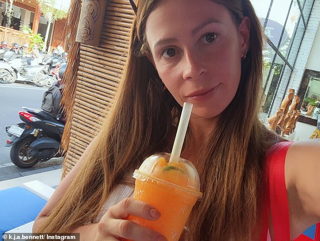 La familia publica noticias desgarradoras sobre la jockey Krista Bennett después de que una terrible caída la dejara en coma