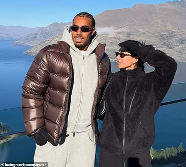 El aficionado al fútbol Isaac Quaynor revela su nuevo romance después de meses de mantenerlo en secreto