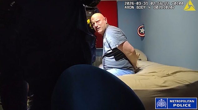 Tres hombres que asaltaron las joyerías familiares de Ted Lasso en el lujoso Richmond se enfrentan a la cárcel por un robo viral de £ 225.000