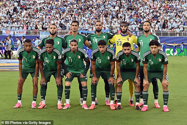 Cómo un pequeño pueblo de Kansas reclamó al equipo argelino como propio mientras las protestas internas por los derechos humanos interrumpen el progreso de la Copa Mundial