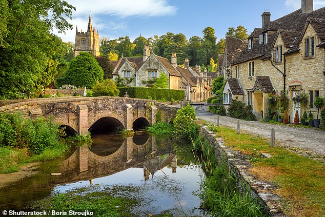 Ahora que la crisis del coste de la vida está afectando a los Cotswolds, es realmente momento de entrar en pánico, escribe Nadine Dorries.