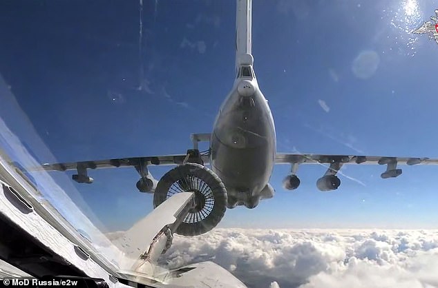 Rusia realiza ejercicios con bombarderos nucleares al norte del Reino Unido