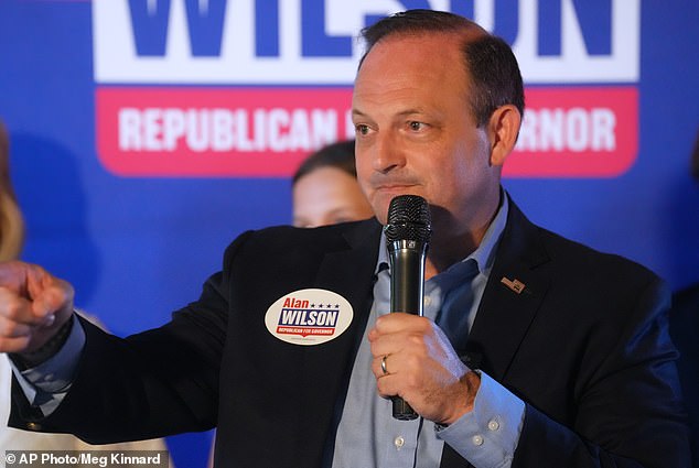 El segundo candidato respaldado por Trump, Alan Wilson, gana en Carolina del Sur mientras el presidente se postula para salvar las apariencias