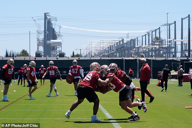 Los 49ers de San Francisco llevan varios meses considerando hacer grandes cambios tras una teoría de conspiración sobre daños en el tren motriz.