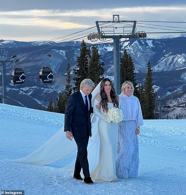 La boda de la heredera en Aspen, valorada en 2 millones de dólares, fue un desastre… y su matrimonio terminó después de sólo 13 meses. Pero ahora finalmente ha encontrado la felicidad con el galán halcón.