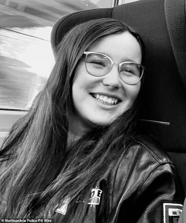 109691793-15969201-Police_officer_Jess_Turnbull_19_pictured_died_after_she_was_hit_-a-1_1783722175511.jpg
