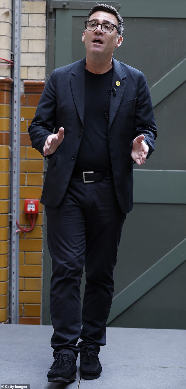 109707471-15942065-Andy_Burnham_pictured_on_Monday_claimed_on_his_Parliamentary_exp-m-2_1782886713064.jpg