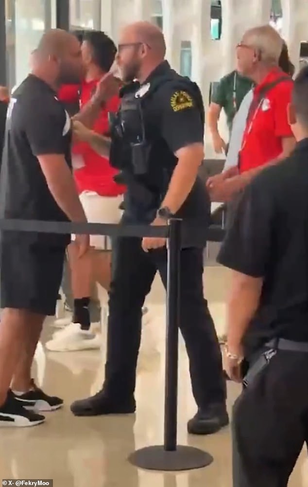 El personal de Hot Moment World Cup choca con la policía de Dallas durante un feo altercado en el vestíbulo del hotel