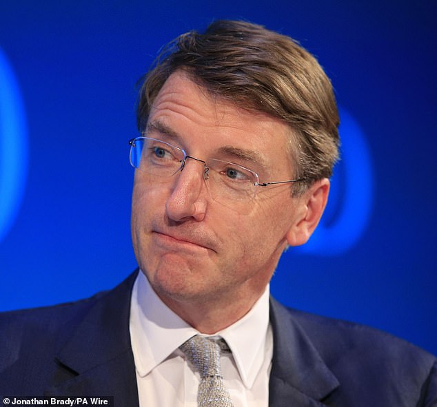 Pide que los trabajadores reciban ITV sanitarias cuando inicien nuevos trabajos para hacer frente a SickNote Britain