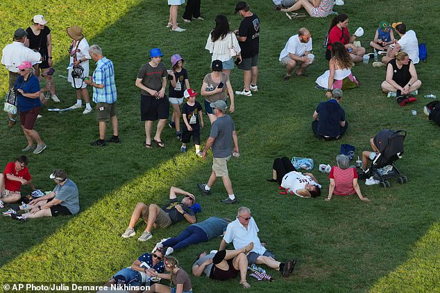 Washington DC se vio obligado a cancelar su desfile del 4 de julio mientras la ola de calor amenaza a millones en todo Estados Unidos.
