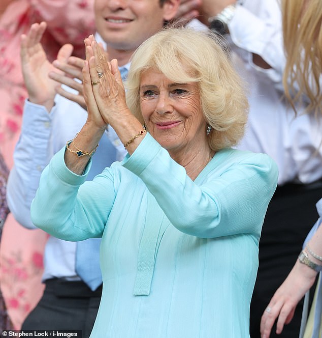 109889689-15963397-Queen_Camilla_applauds_Arthur_Fery_from_the_Royal_Box_at_the_end-m-3_1783537580528.jpg
