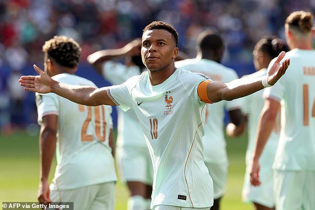Francia derrotó a Marruecos con dos goles fenomenales: los favoritos del Mundial demostraron que pueden ganar de muchas maneras y reservar su lugar en las semifinales, escribe IAN HERBERT