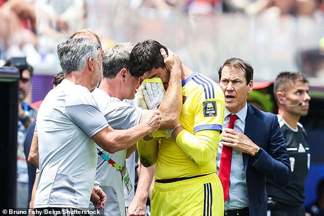PESADILLA de la Copa Mundial de Senne Lammens: la estrella del Manchester United le regaló al supersuplente español Mikel Merino un aullido tardío, después de que Thibaut Courtois abandonara el campo llorando por una lesión