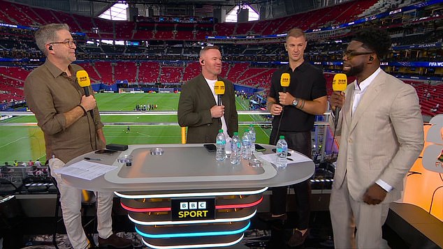 La BBC finaliza la Copa del Mundo trabajando desde casa: la emisora FINALMENTE cubre la semifinal entre Estados Unidos e Inglaterra contra Argentina, transmitida en vivo desde Atlanta