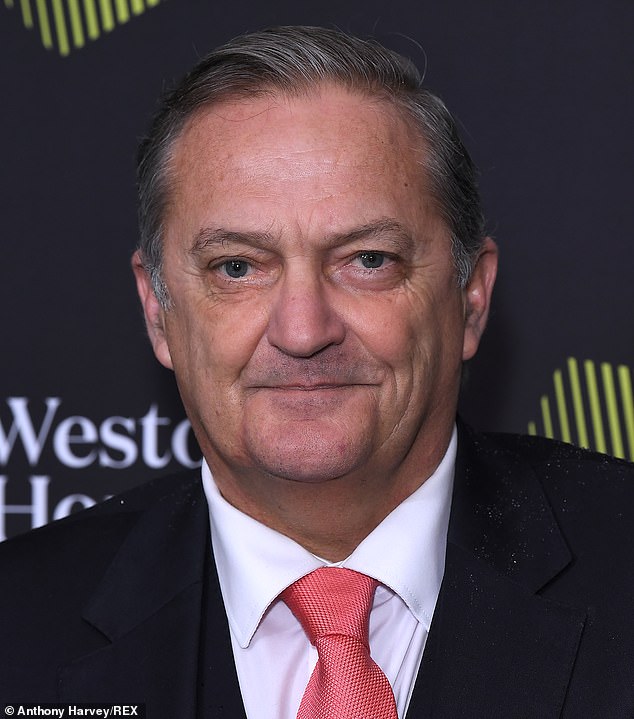 Gary Mabbutt, ex estrella de Inglaterra y Tottenham, de 64 años, fue hospitalizado tras un “grave accidente” en vísperas de la semifinal del Mundial de Argentina