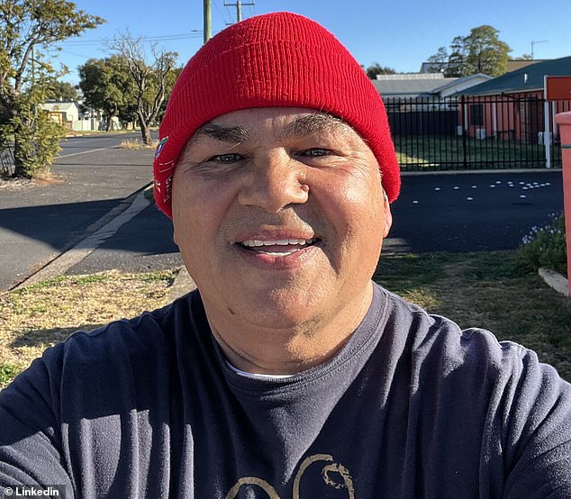 Líder indígena ‘silenciado’ después de que una empresa minera le ordenara retirar sus acusaciones de dependencia del bienestar tribal