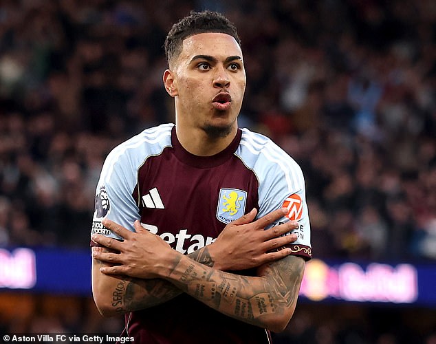 Morgan Rogers se someterá a un examen médico del Chelsea antes de su transferencia de £ 117 millones procedente del Aston Villa: Man United confirma el fichaje del extremo adolescente del Tottenham: VER VENTANA