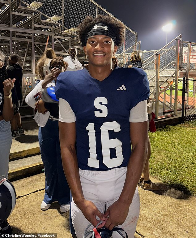 Mientras la familia se prepara para compartir los resultados de la autopsia independiente, el trágico adolescente Nolan Wells, de 18 años, admite que la NAACP pudo haber sido un accidente.