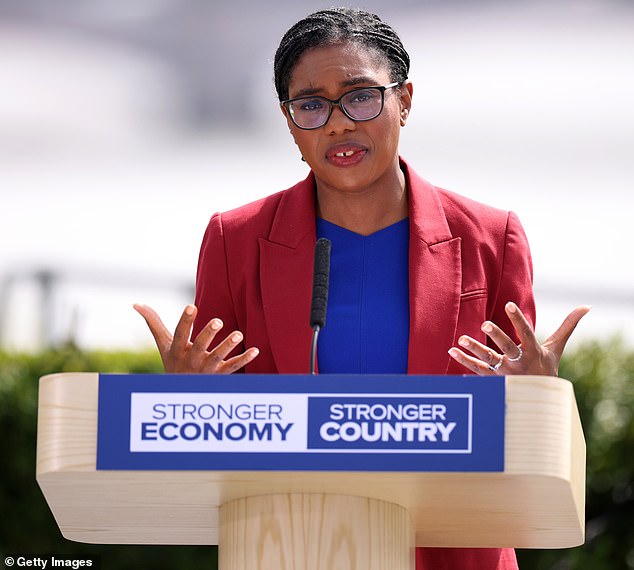 Kemi Badenoch desafía a Andy Burnham a descartar aumentos de impuestos para pagar sus gastos, mientras compara a la nueva primera ministra que “agrada a la gente” con Liz Truss.