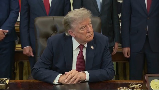Donald Trump se pronuncia sobre la polémica de Bryson DeChambeau en The Open… después de que la estrella estadounidense amenazara con llamar al presidente durante la crisis