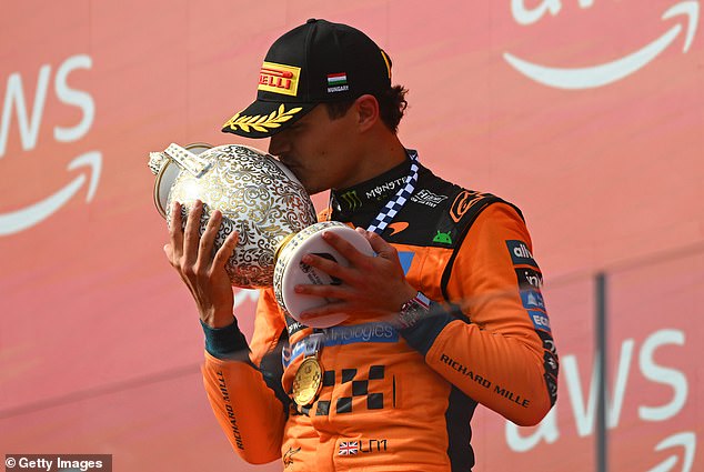 El afortunado Lando Norris GANA el Gran Premio de Hungría tras una espectacular capitulación de su compañero Oscar Piastri, mientras que Kimi Antonelli gana ventaja sobre sus rivales por el título Lewis Hamilton y George Russell.