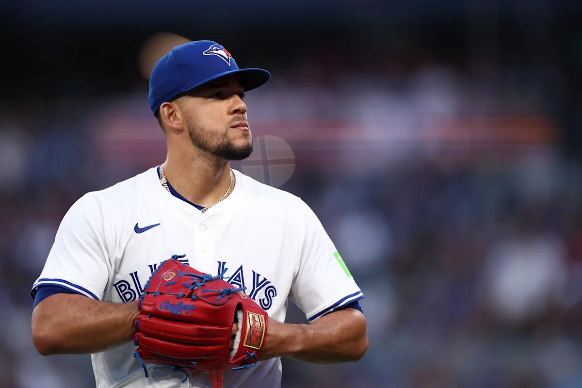 El lanzador de los Azulejos José Berríos se somete a una cirugía Tommy John