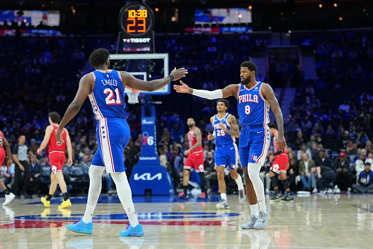 Joel Embiid y Paul George se combinaron para 63 puntos en el Juego 1 cuando los Sixers anotaron la mayor cantidad de puntos en 56 años en su victoria sobre los Bulls.