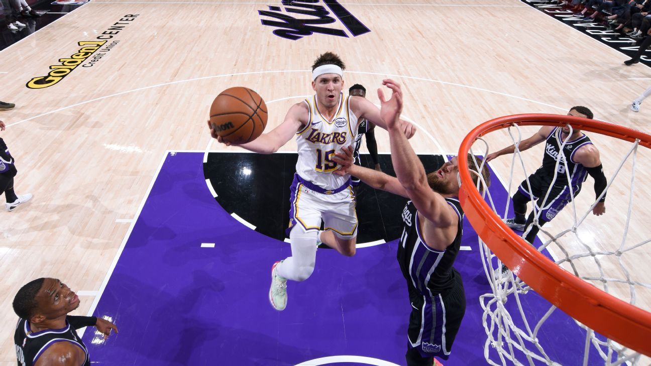Austin Reaves de los Lakers estará fuera al menos cuatro semanas por una distensión en la pantorrilla izquierda