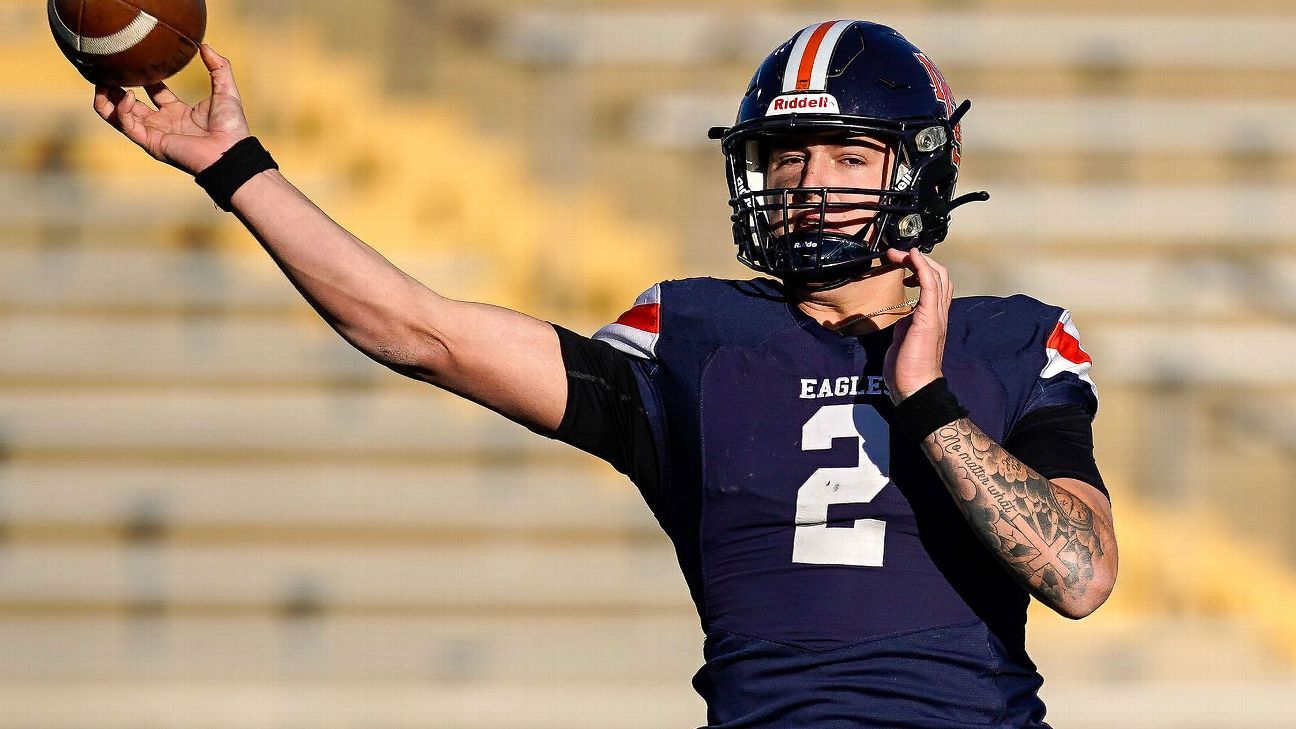 El mariscal de campo de cinco estrellas Jared Curtis se transfiere de Georgia a Vanderbilt